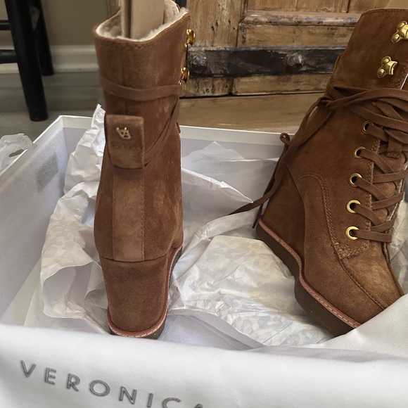 with box Veronica Beard Womens Brown Ananya Shearling Wedge Boots Shoe - Picture 4 of 8